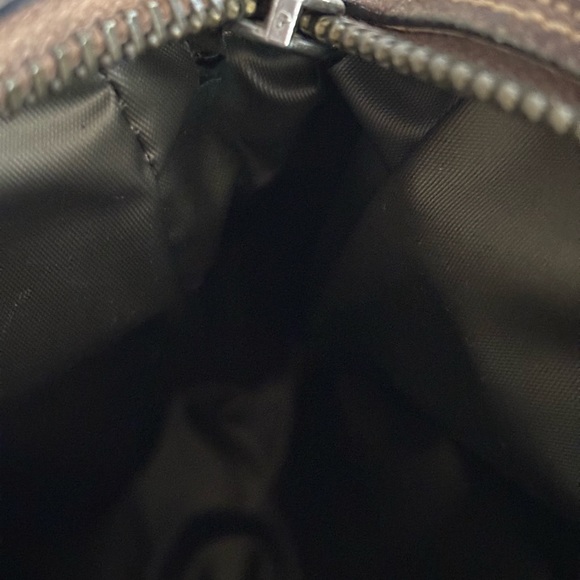 Gucci GG Supreme with Sherry Line Pouch - Picture 12 of 12